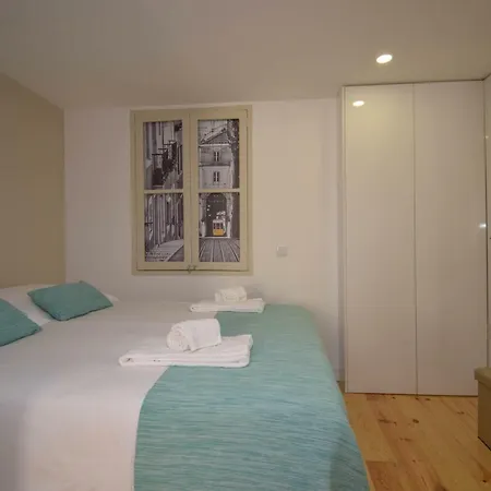 Apartment Bica *